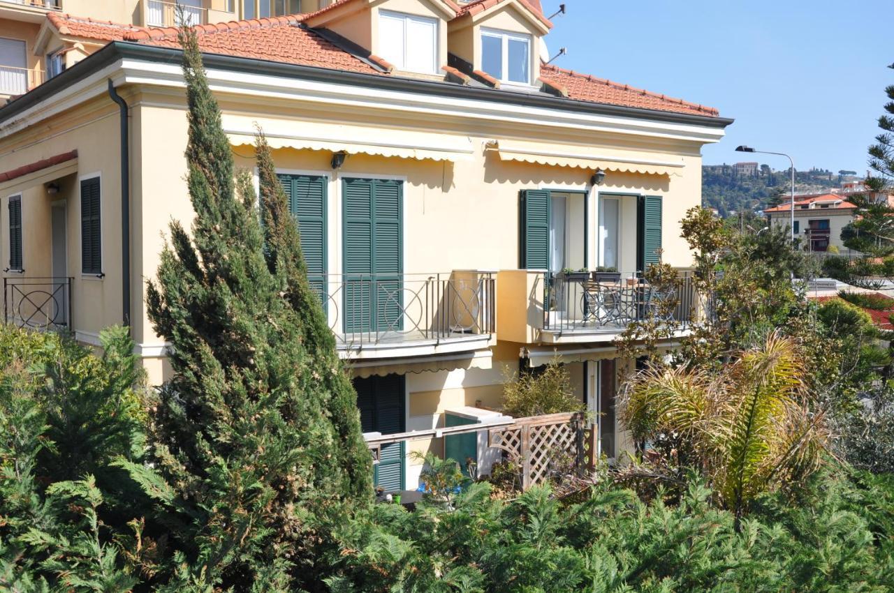 Appartamento Villa Rita A 100 M Dal Mare! 발레크로시아 외부 사진