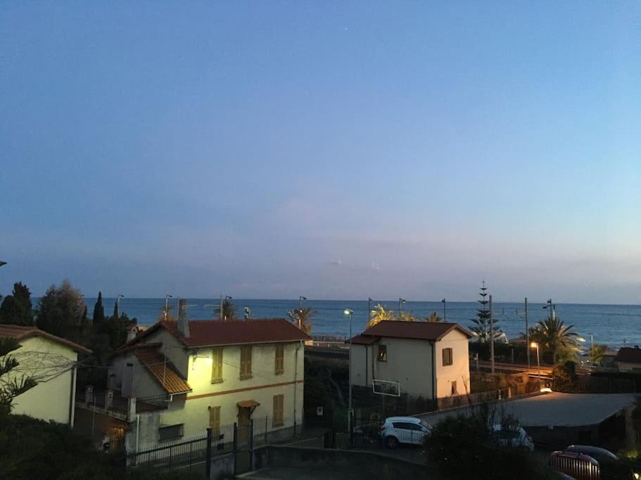 Appartamento Villa Rita A 100 M Dal Mare! 발레크로시아 외부 사진