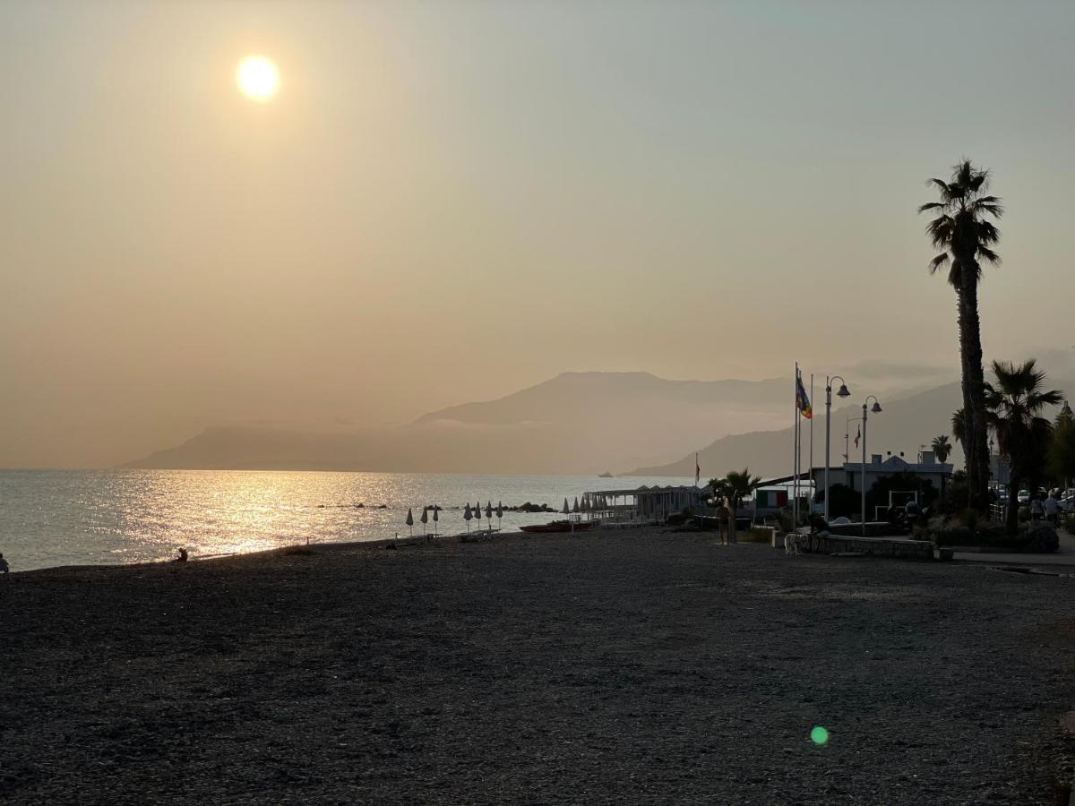 Appartamento Villa Rita A 100 M Dal Mare! 발레크로시아 외부 사진